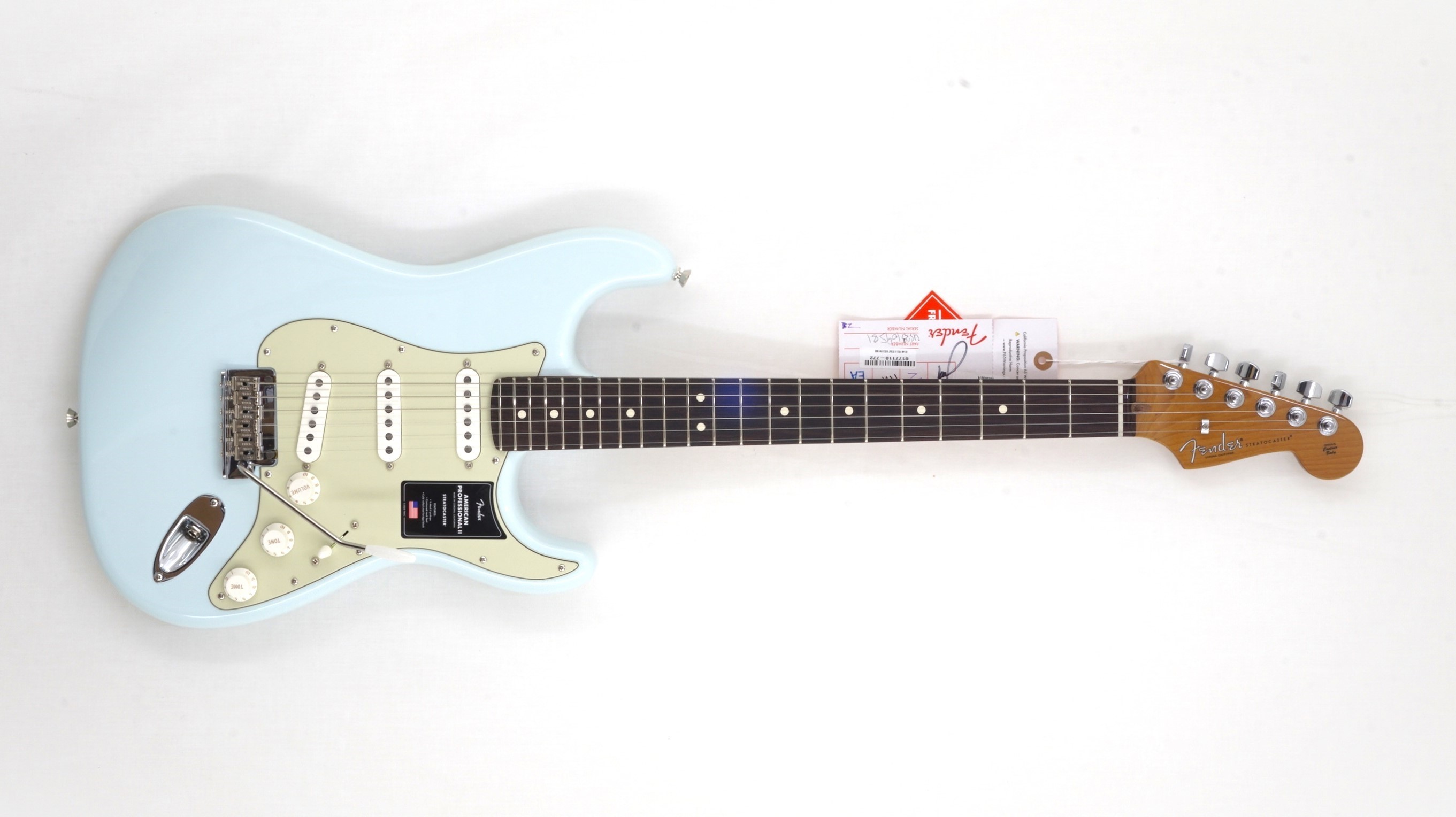 Fender FSR American Professional II Stratocaster (Sonic Blue