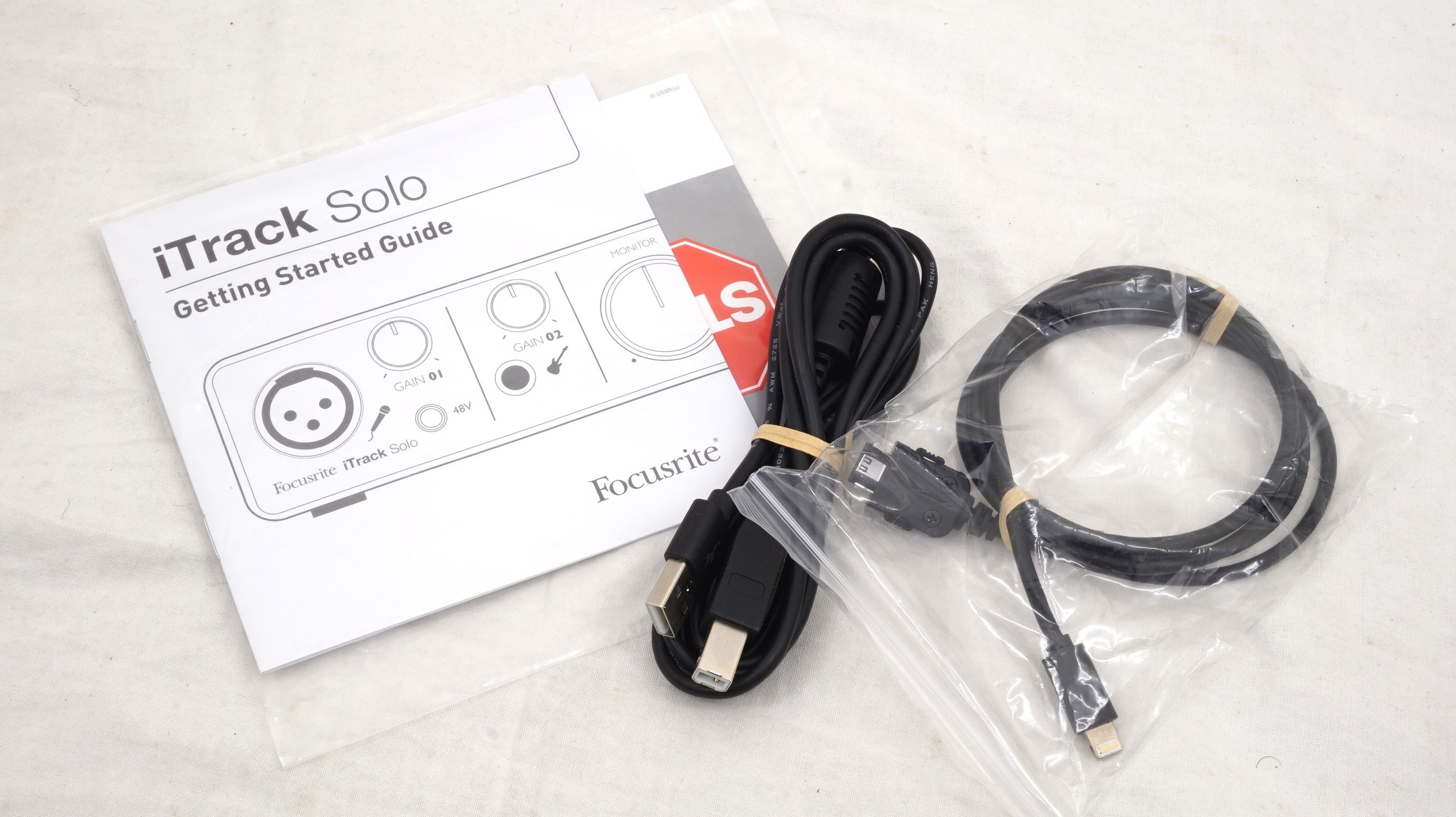 Focusrite iTrack Solo - Focusrite - Audio Interfaces - Recording