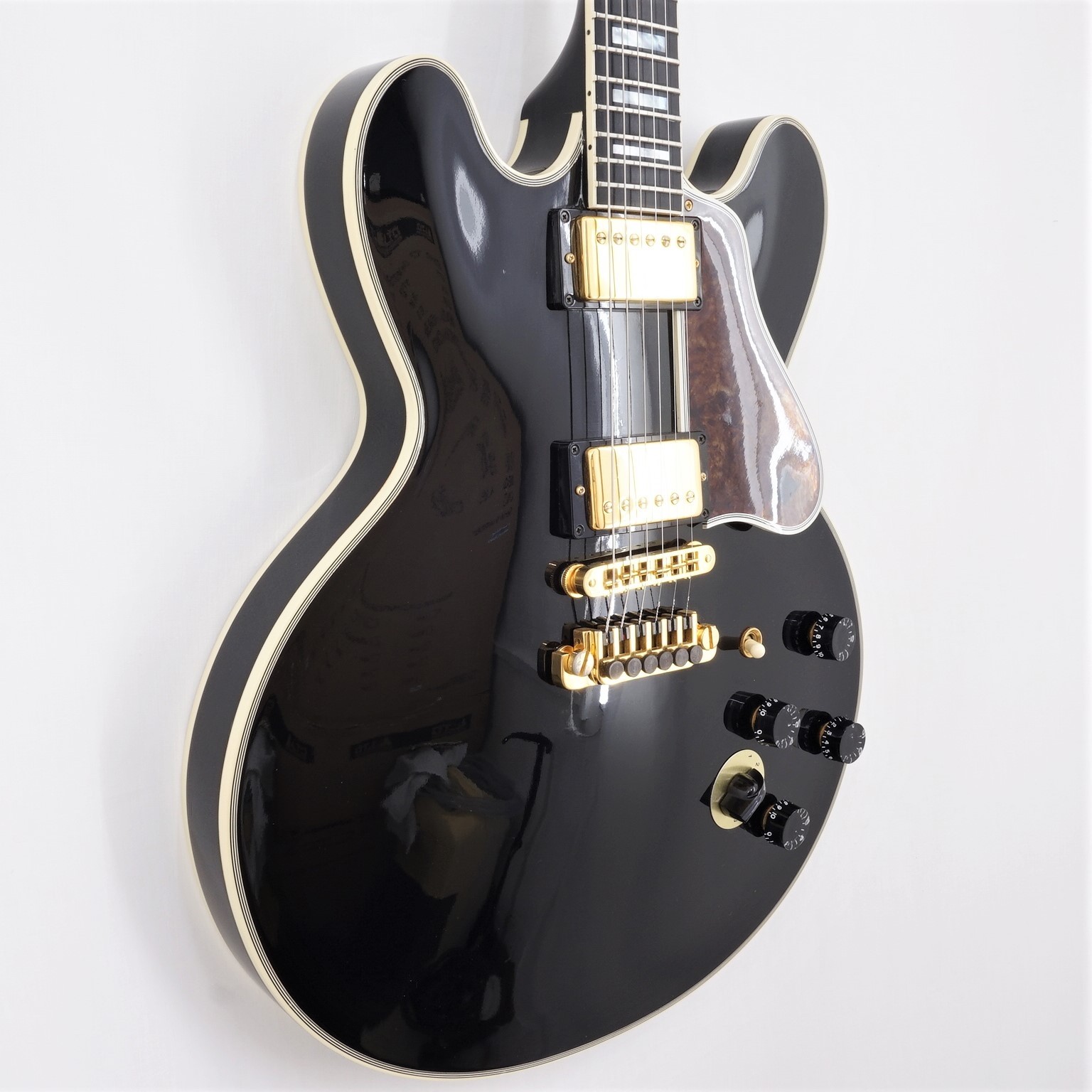 Gibson BB King Lucille (Ebony) Gibson Electric Guitars Guitar